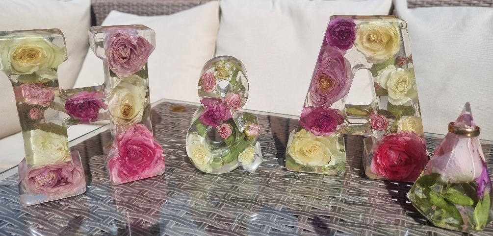 Resin Initials (6inch) - Image 3