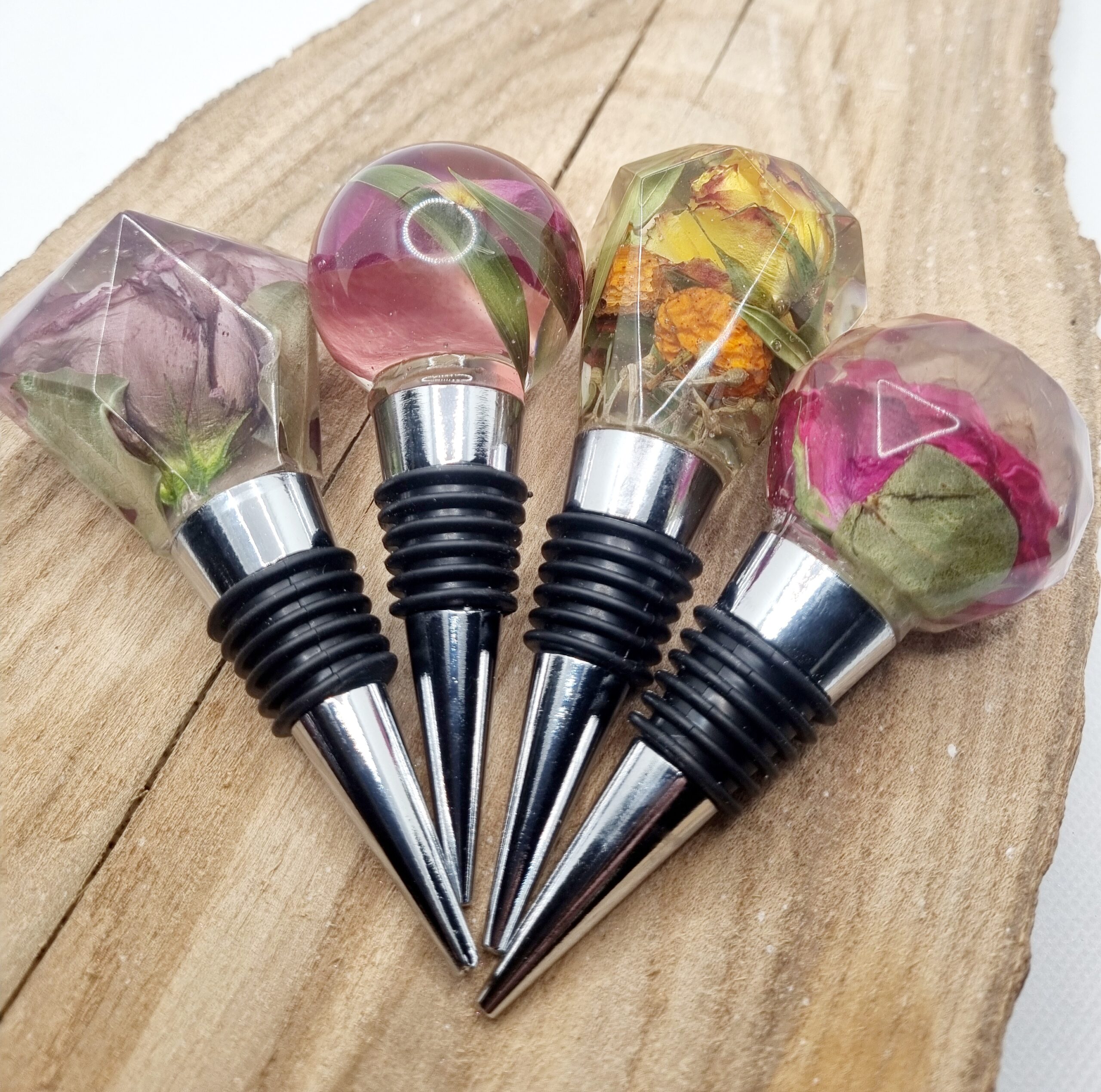 Resin Bottle Stoppers made with Real Flowers