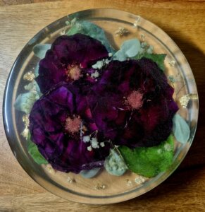 Anniversary flowers preserved in resin