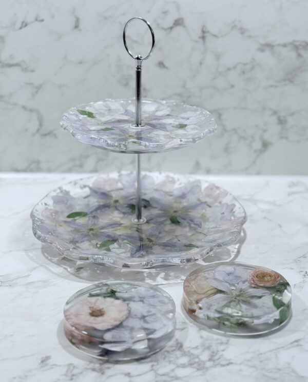 Flower Preservation Cake Stand